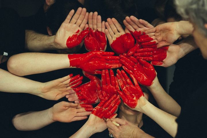 Actividad comunitaria, referencia de una organización social. No es un cliente de MGT.